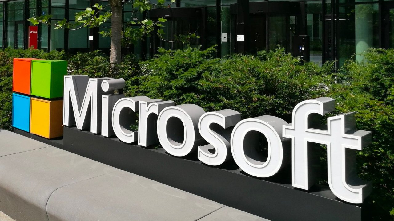 microsoft metaverse ile arasina mesafe koydu1 1